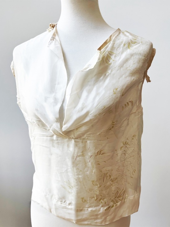 Marni Tops - Marni Ivory Silk Floral-Print Sleeveless Blouse